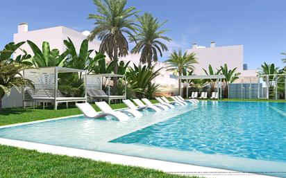 Piscina de Apartament en venda en Pilar de la Horadada amb Terrassa, Piscina i Piscina comunitària