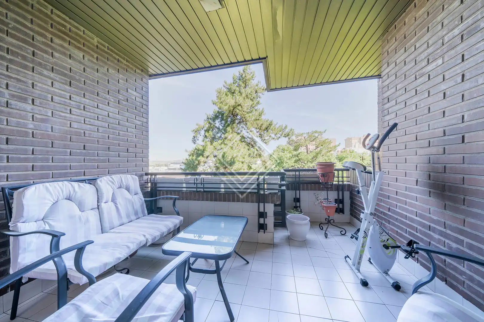 Terraza de Piso en venta en Madrid con Jardín privado, Terraza y Piscina comunitaria
