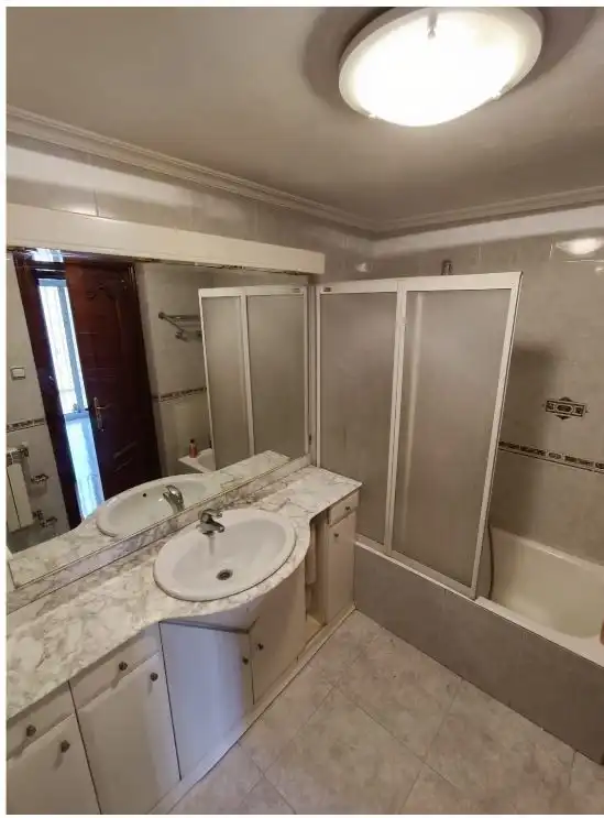 Baño de Piso en venta en Zaragoza con Calefacción