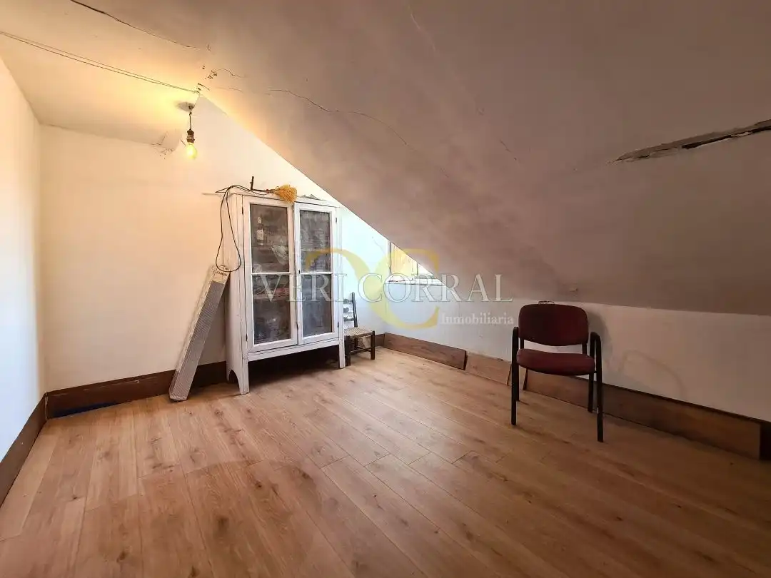 Casa o xalet en venda a Calle del Profesor Pérez Pimentel, La Guía