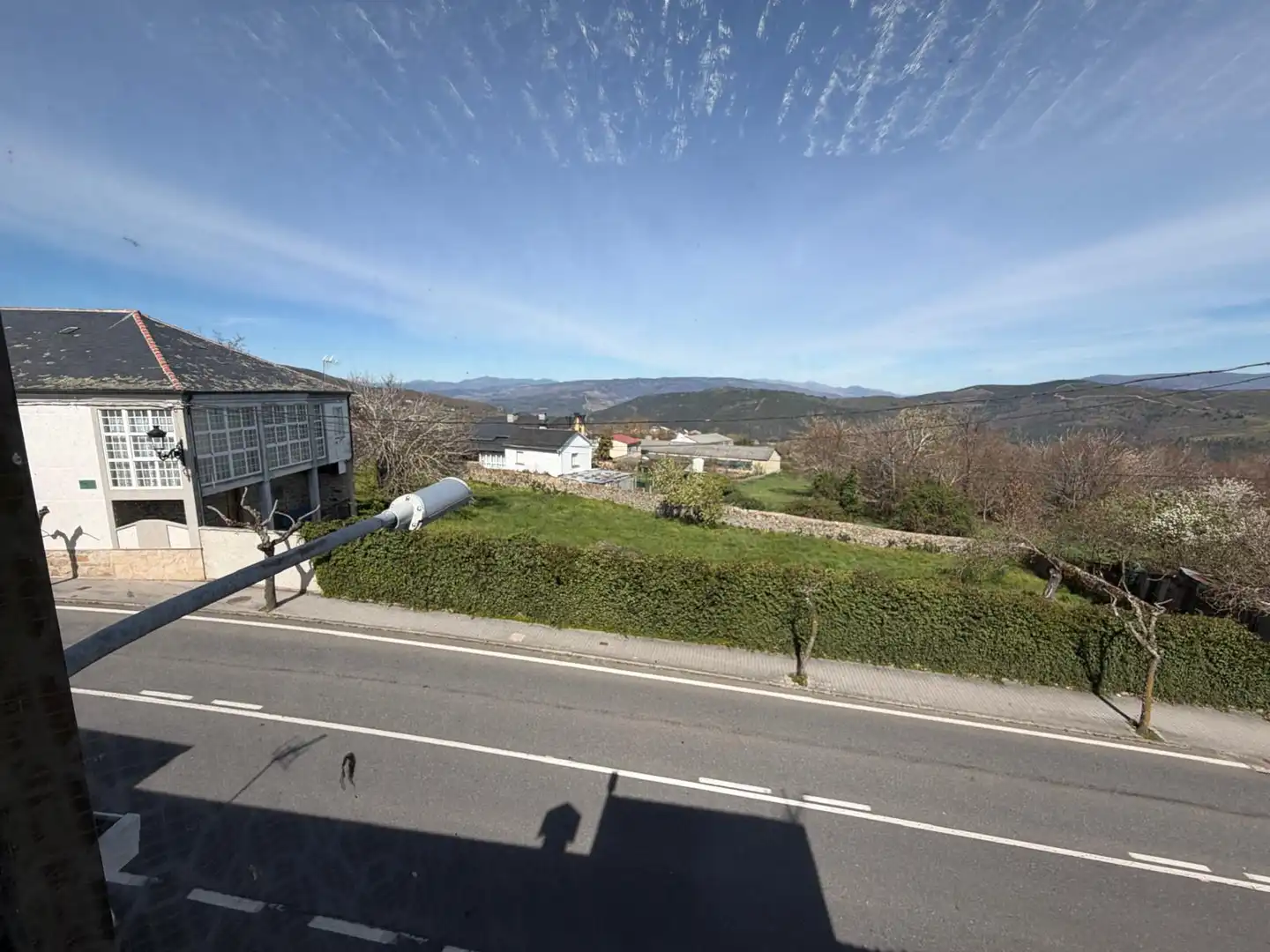 Vista exterior de Casa adosada en venta en A Pobra de Trives  con Amueblado, Lavadora y Microondas