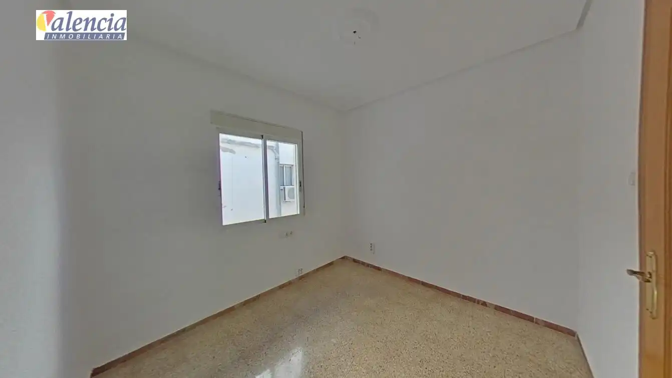 Bedroom of Flat for sale in Torrent