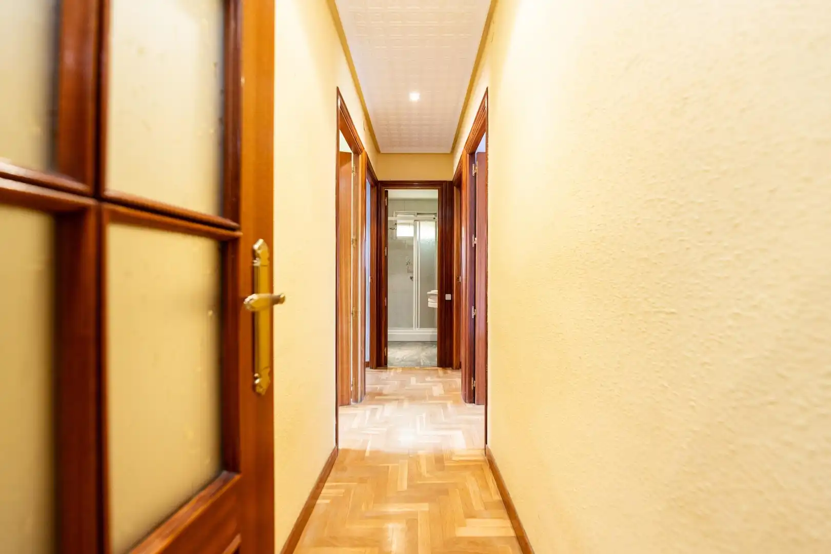 Piso en venta en Madrid con Calefacción, Parquet y Alarma