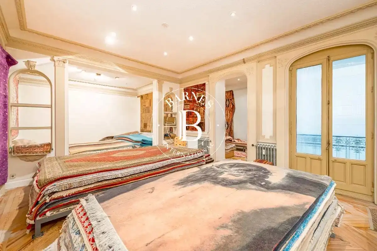 Habitación de Local en venta en Madrid con Aire acondicionado