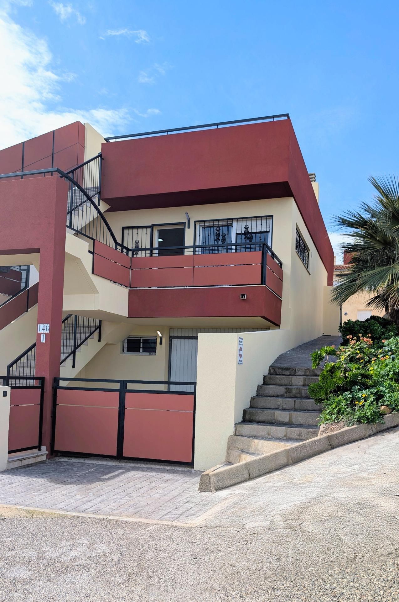 Vista exterior de Casa o xalet en venda en San Fulgencio amb Jardí privat, Terrassa i Traster