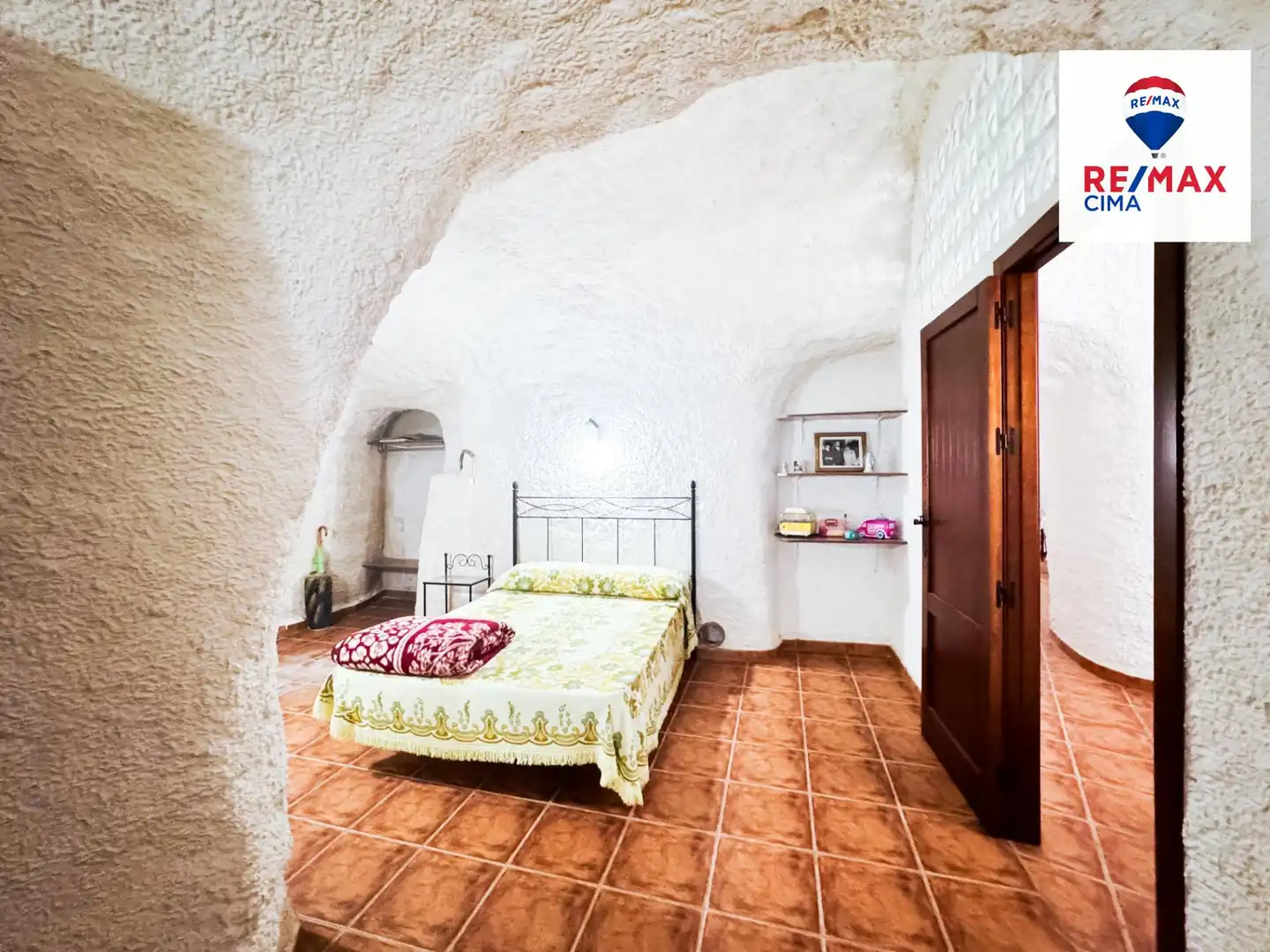Habitación de Casa o chalet en venta en Cuevas del Campo con Terraza y Amueblado
