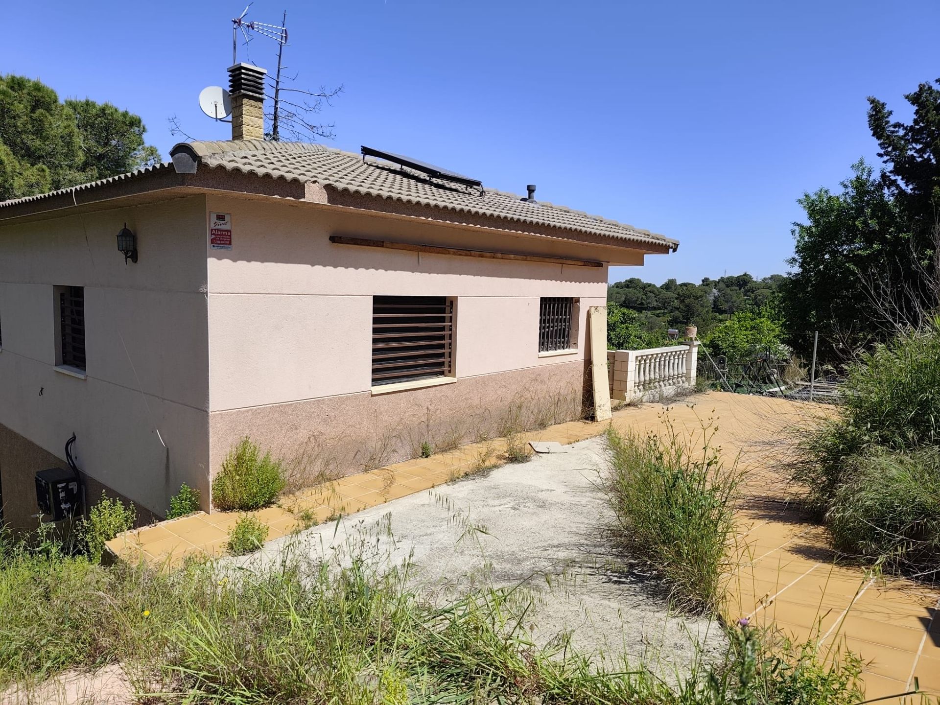 Vista exterior de Casa o xalet en venda en Mediona amb Aire condicionat, Calefacció i Jardí privat