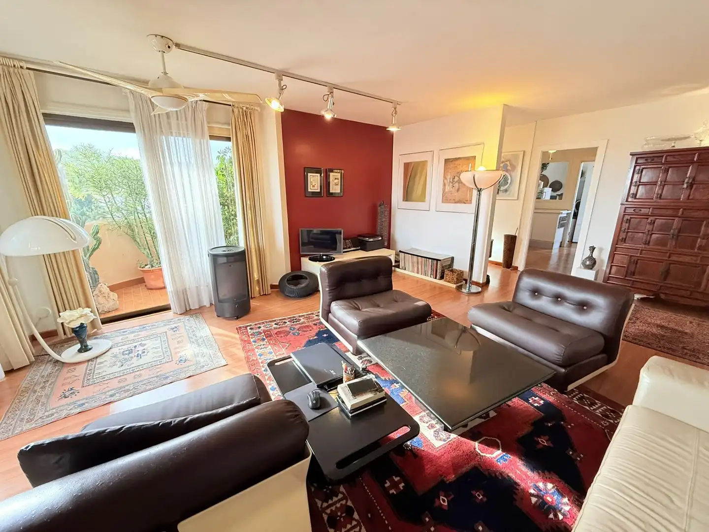 Sala d'estar de Pis en venda en  Palma de Mallorca amb Aire condicionat, Jardí privat i Parquet