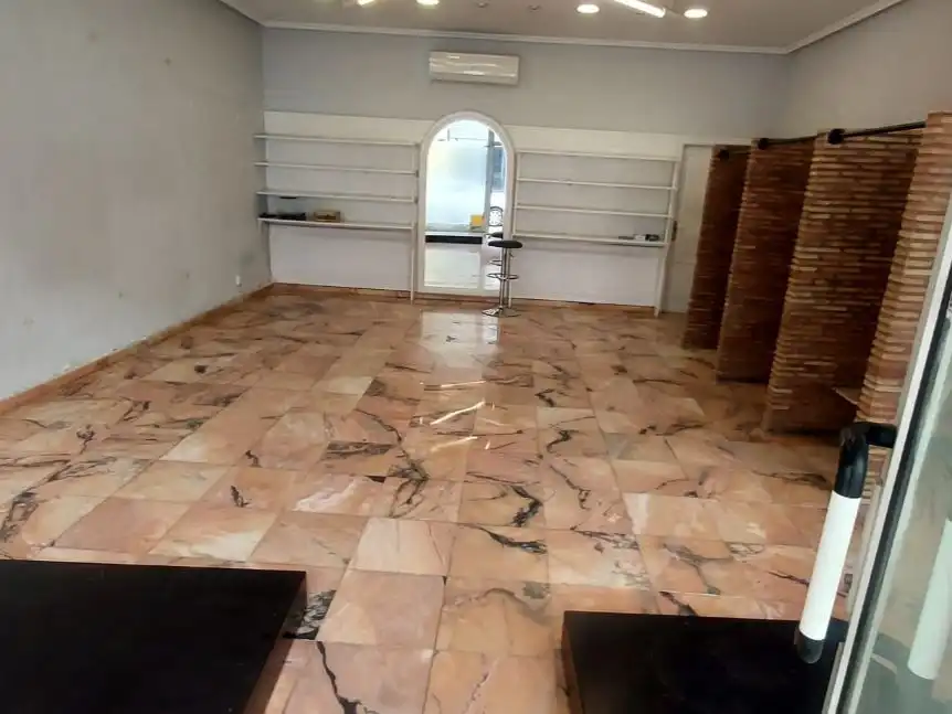 Commercial properties for rent in Elda  with Air Conditioner and Heating