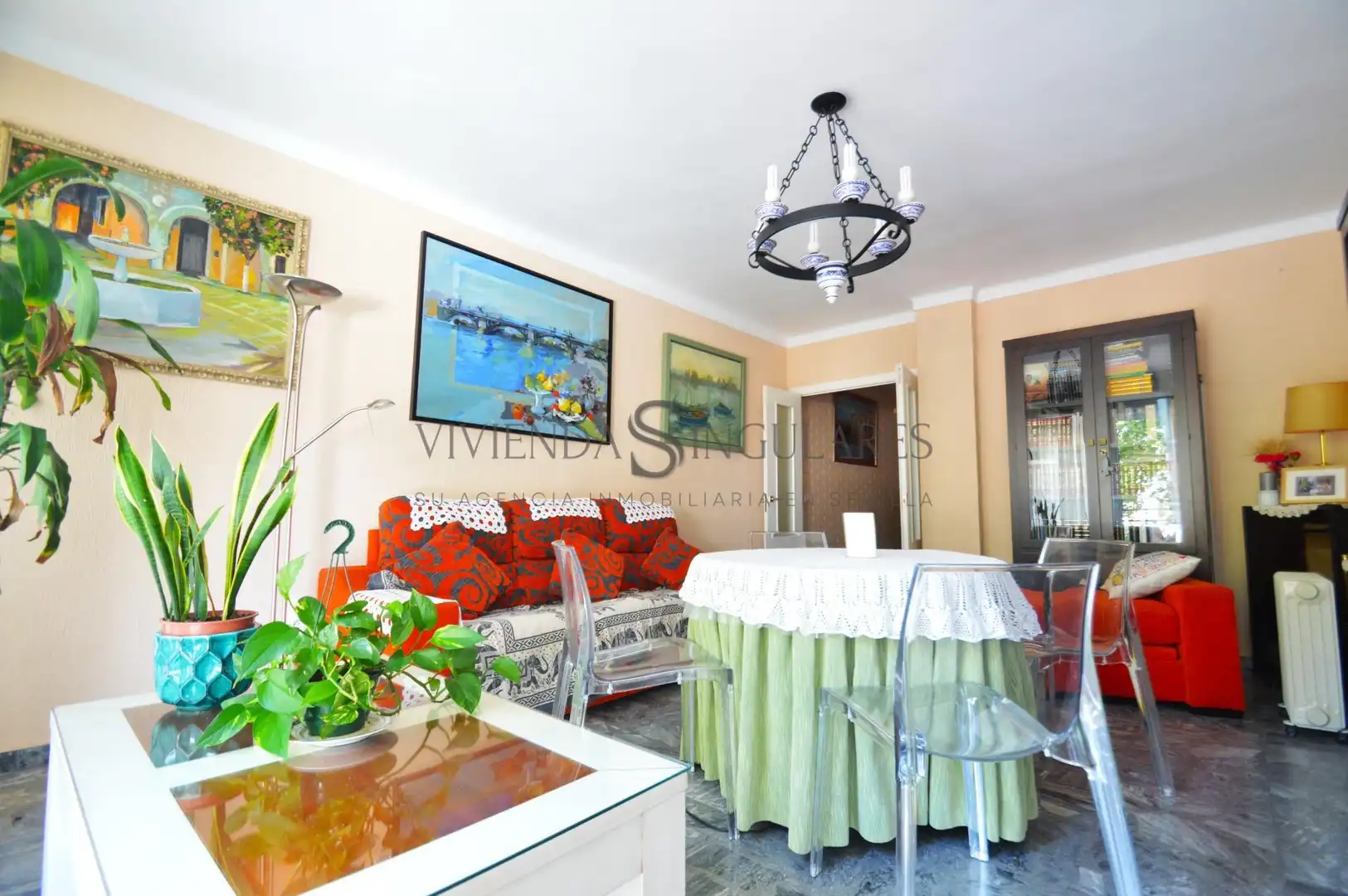 Flat for sale in Sevilla  with Air Conditioner, Terrace and Storage room