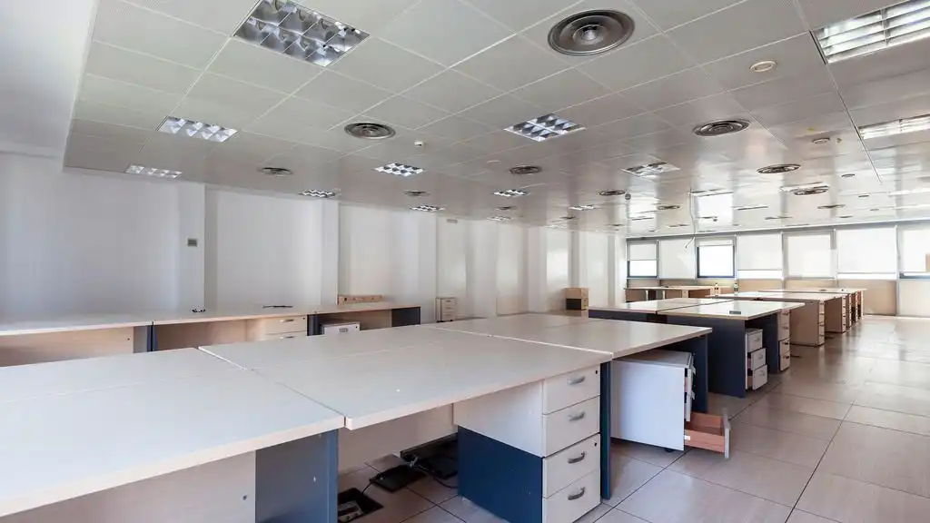 Office space with lift to rent in Carrer de la Diputació, imagen 5