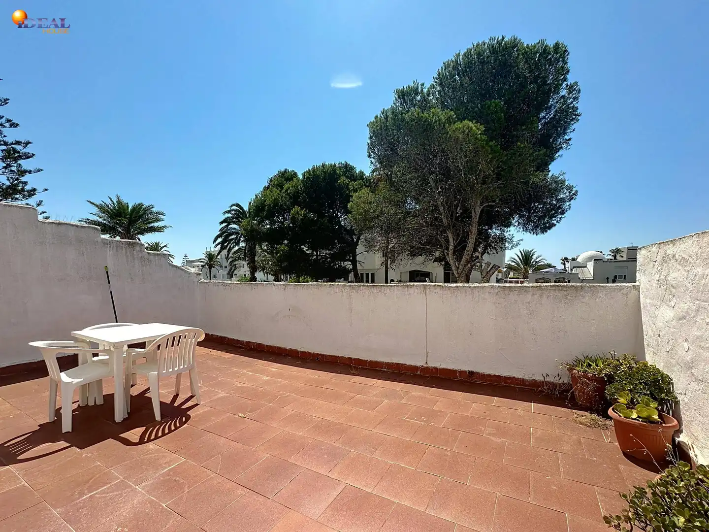 Terrace of Apartments for sale in Roquetas de Mar  with Private garden and Community pool