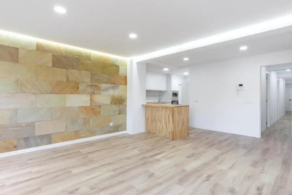 Piso en venta en Valencia con Calefacción, Terraza y Balcón