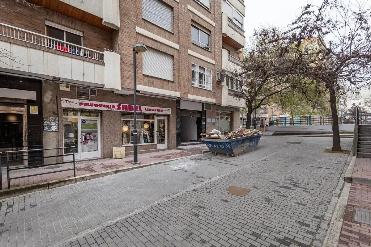 Local comercial en venda a Beiro, imagen 11