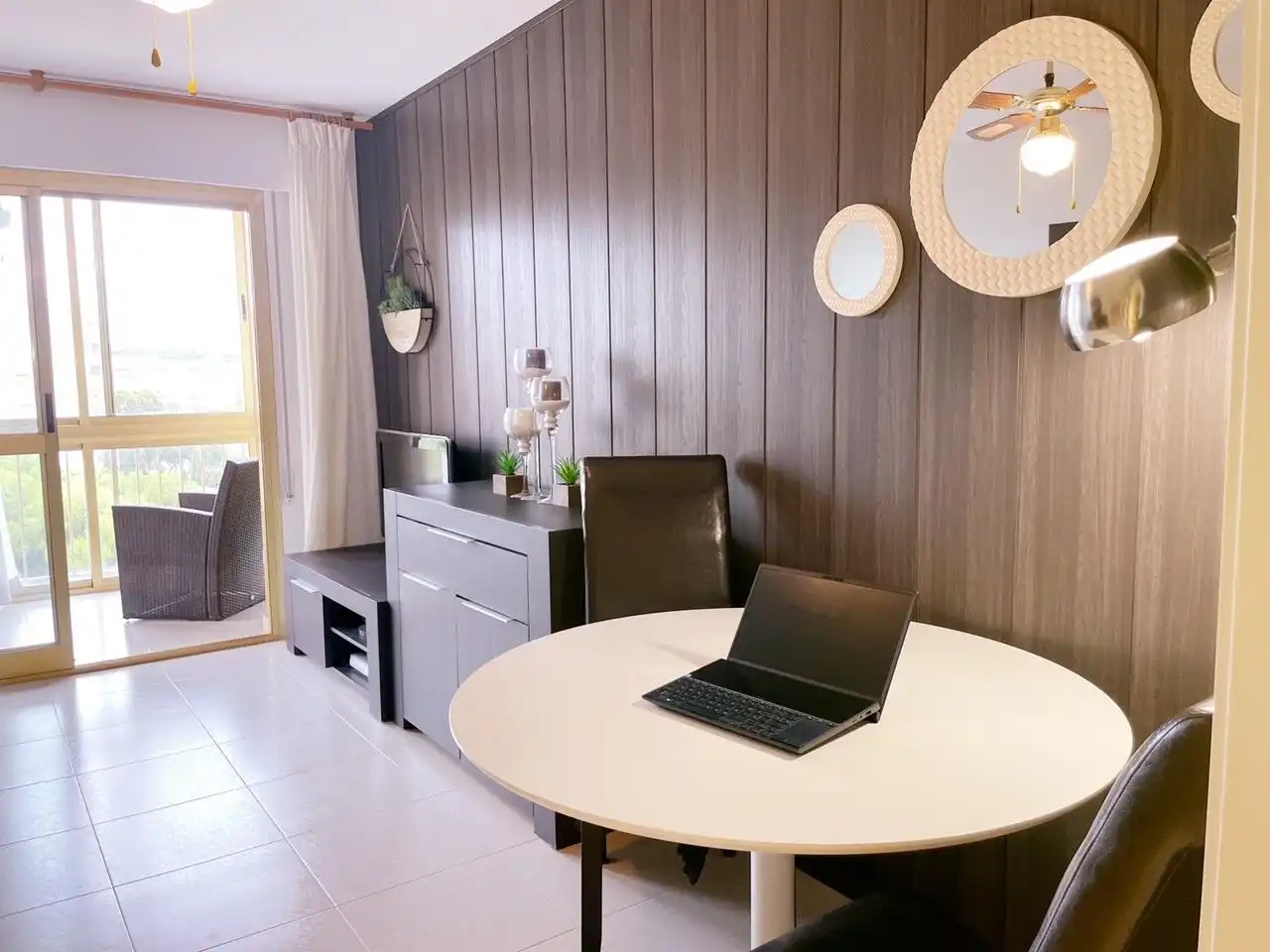 Sala de estar de Apartamento de alquiler en Benicasim / Benicàssim con Jardín privado, Terraza y Amueblado