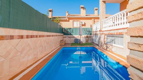 Foto 4 de Casa adosada en venda a Calle Mozart, Jun, Granada