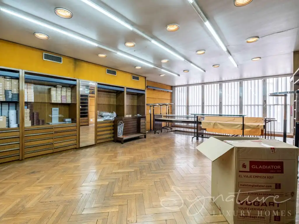 Edificio en venta en L'Hospitalet de Llobregat