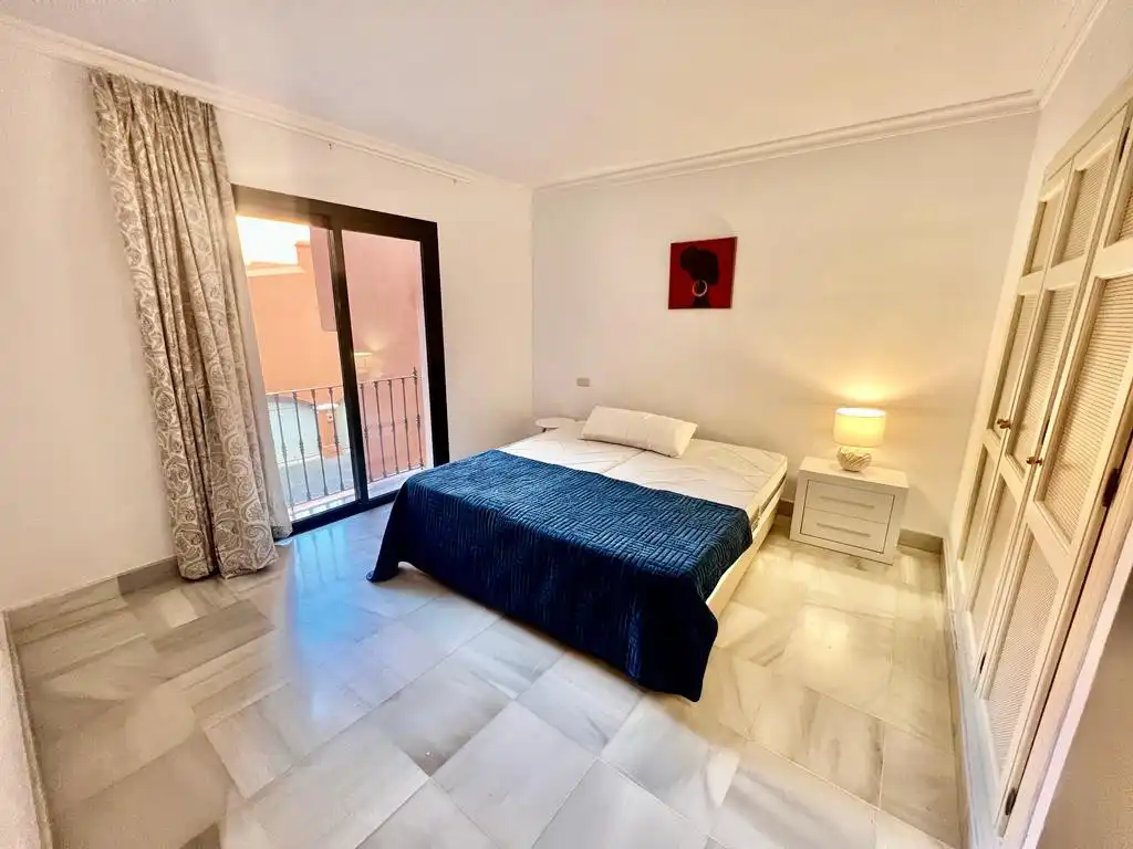 Apartamento de alquiler en CERRO ARTOLA, 11, La Quinta