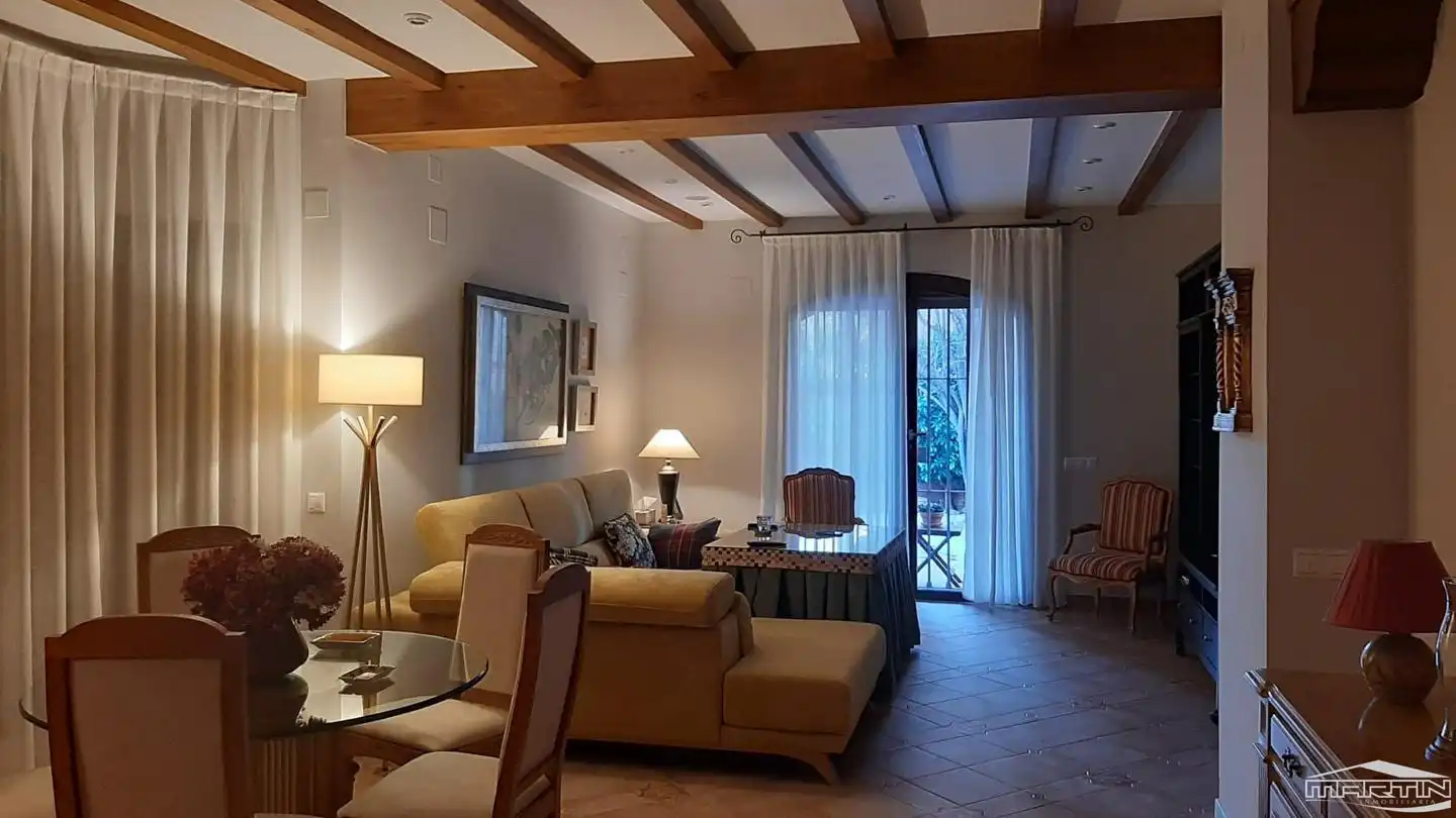 Sala de estar de Casa o chalet en venta en Lucena con Aire acondicionado, Terraza y Trastero