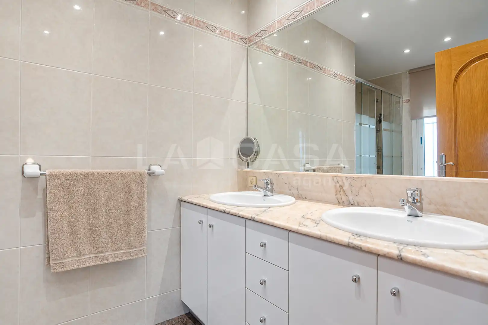 Casa con terraza en venta en Corbera de Llobregat, imagen 41