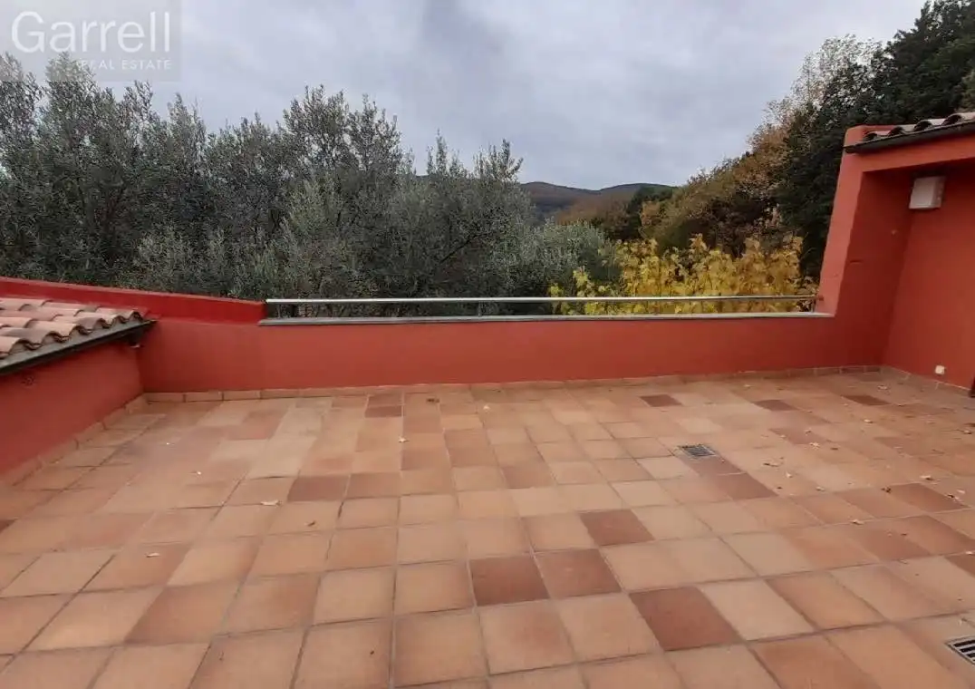 Casa adosada en venda a CL SANT GRAU (P) UR LA COMETA MONTAGUT I OIX (GI, Montagut i Oix