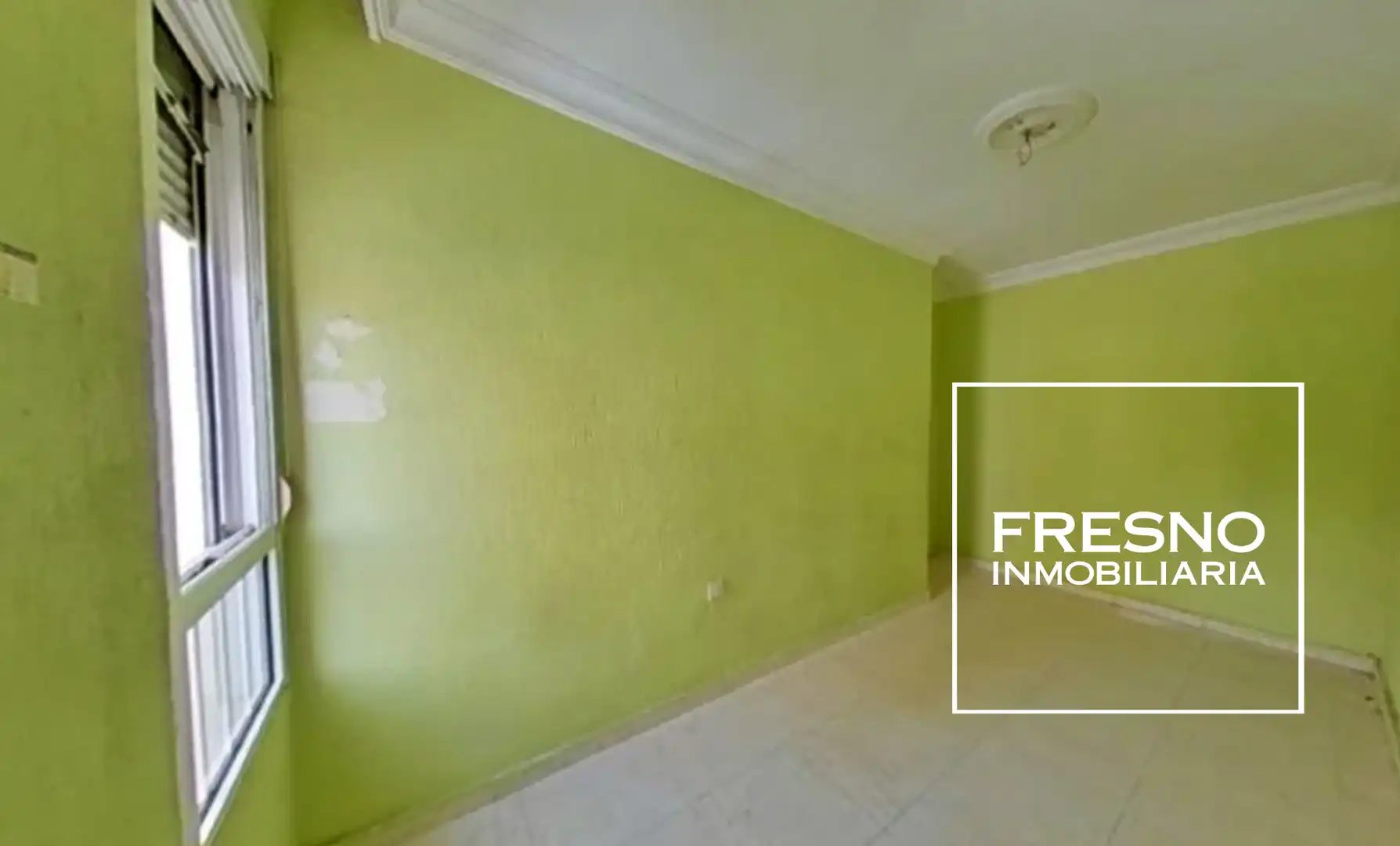 Habitación de Dúplex en venta en Huelva