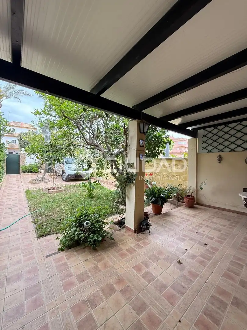 Terrassa de Casa o xalet en venda en Chipiona amb Terrassa