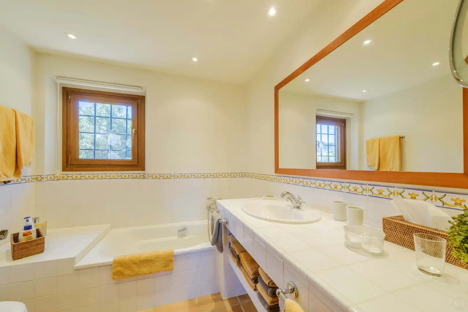 Bathroom of Houses for sale in Santa Cristina d'Aro  with Air Conditioner, Heating and Storage room