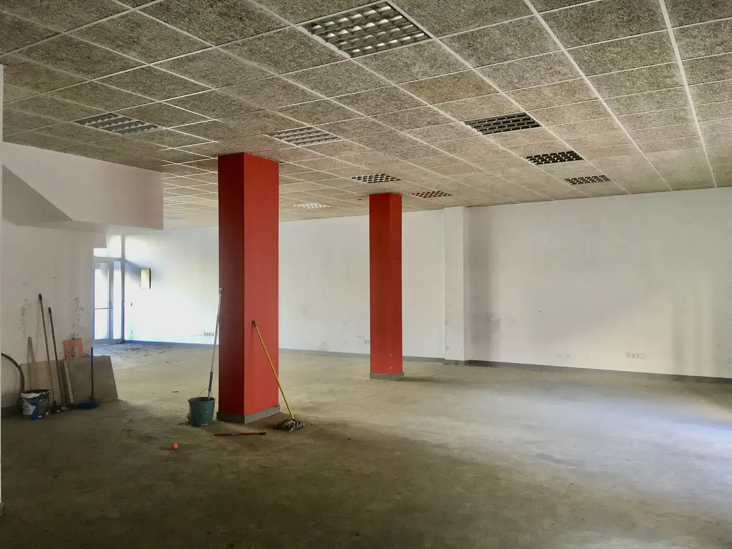 Local en venda a Carrer Salvador Dabau i Caussa, 8, Sant Narcís