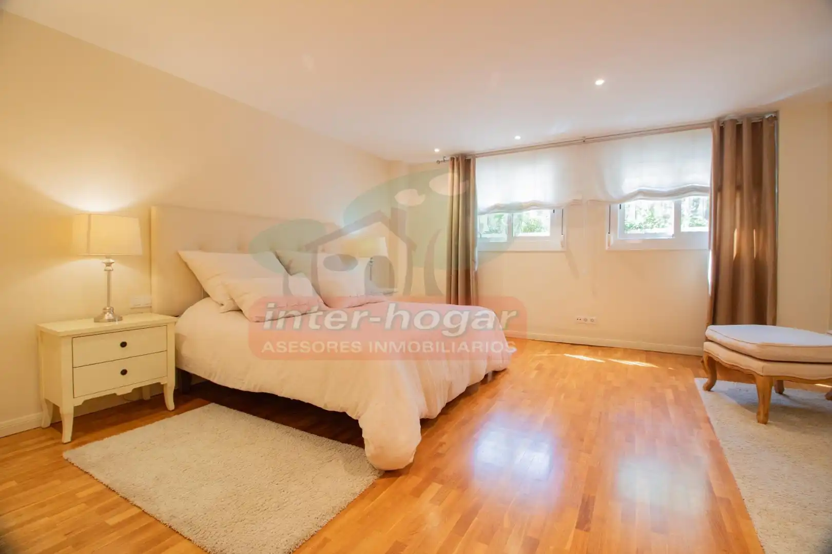 Dormitori de Apartament en venda en Badalona amb Aire condicionat i Parquet