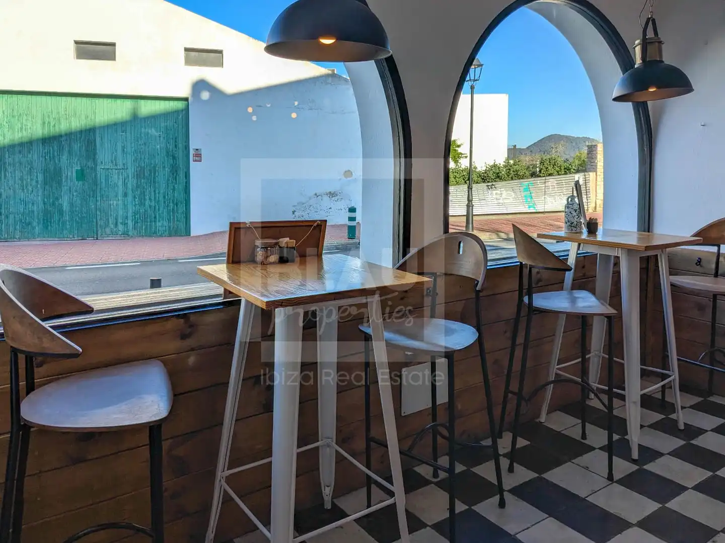 Terraza de Local de alquiler en Sant Josep de sa Talaia con Aire acondicionado, Amueblado y Internet