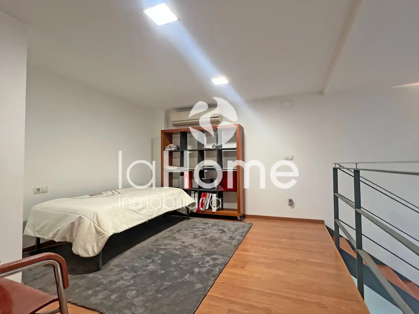 Apartments for rent in Paterna  with Air Conditioner, Terrace and Furnished