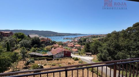 Chalet en venta con vistas a la ría de Aldán.