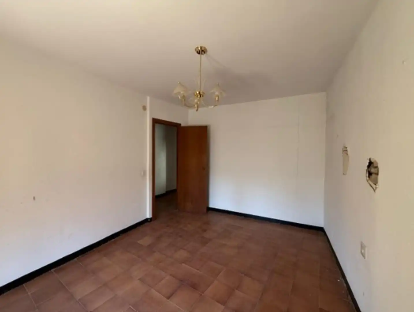 Flat for sale in Carrer de Santa Anna 22, imagen 4