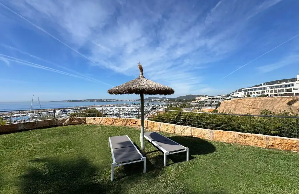 Terraza de Apartamento en venta en Calvià con Aire acondicionado, Terraza y Piscina comunitaria