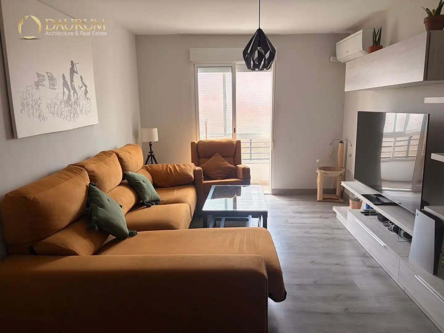 Sala d'estar de Pis en venda en Sevilla amb Aire condicionat, Calefacció i Terrassa