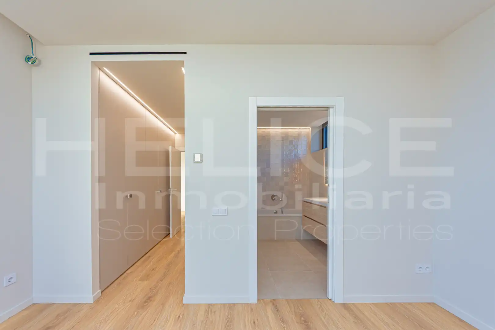 Haus oder Chalet zum Verkauf in Calle Mar de China, Torre en Conill - Cumbres de San Antonio