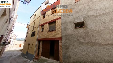 Foto 2 de Casa adosada en venta en Calle de Dalt, 3, Artesa de Segre, Lleida