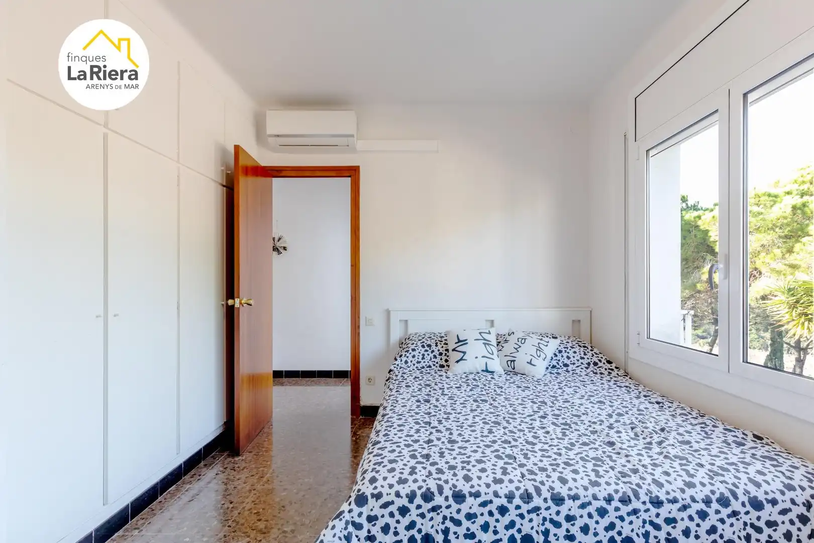 Dormitori de Casa o xalet en venda en Arenys de Munt amb Aire condicionat, Jardí privat i Terrassa