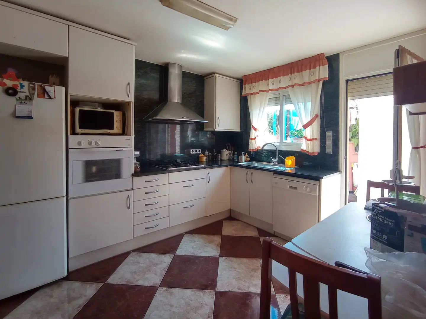 Cuina de Pis en venda en Sant Feliu de Guíxols amb Calefacció, Terrassa i Traster