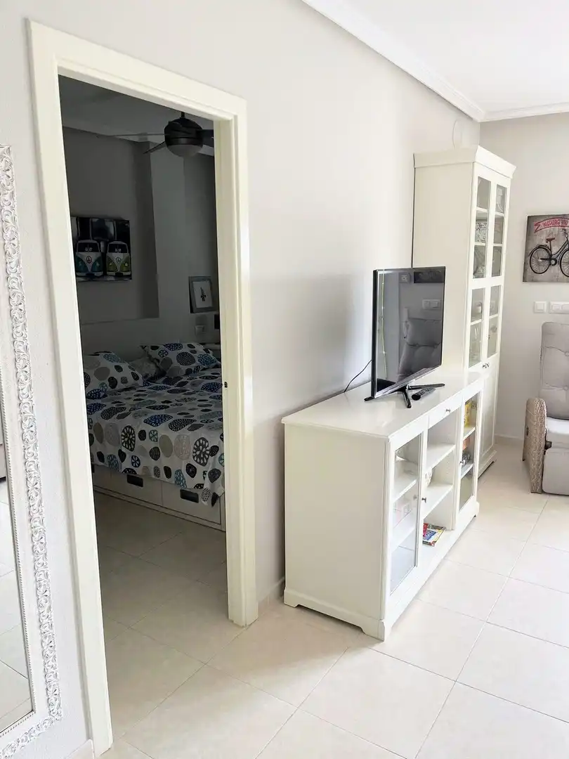 Habitación de Apartamento en venta en Los Alcázares con Aire acondicionado, Terraza y Piscina comunitaria