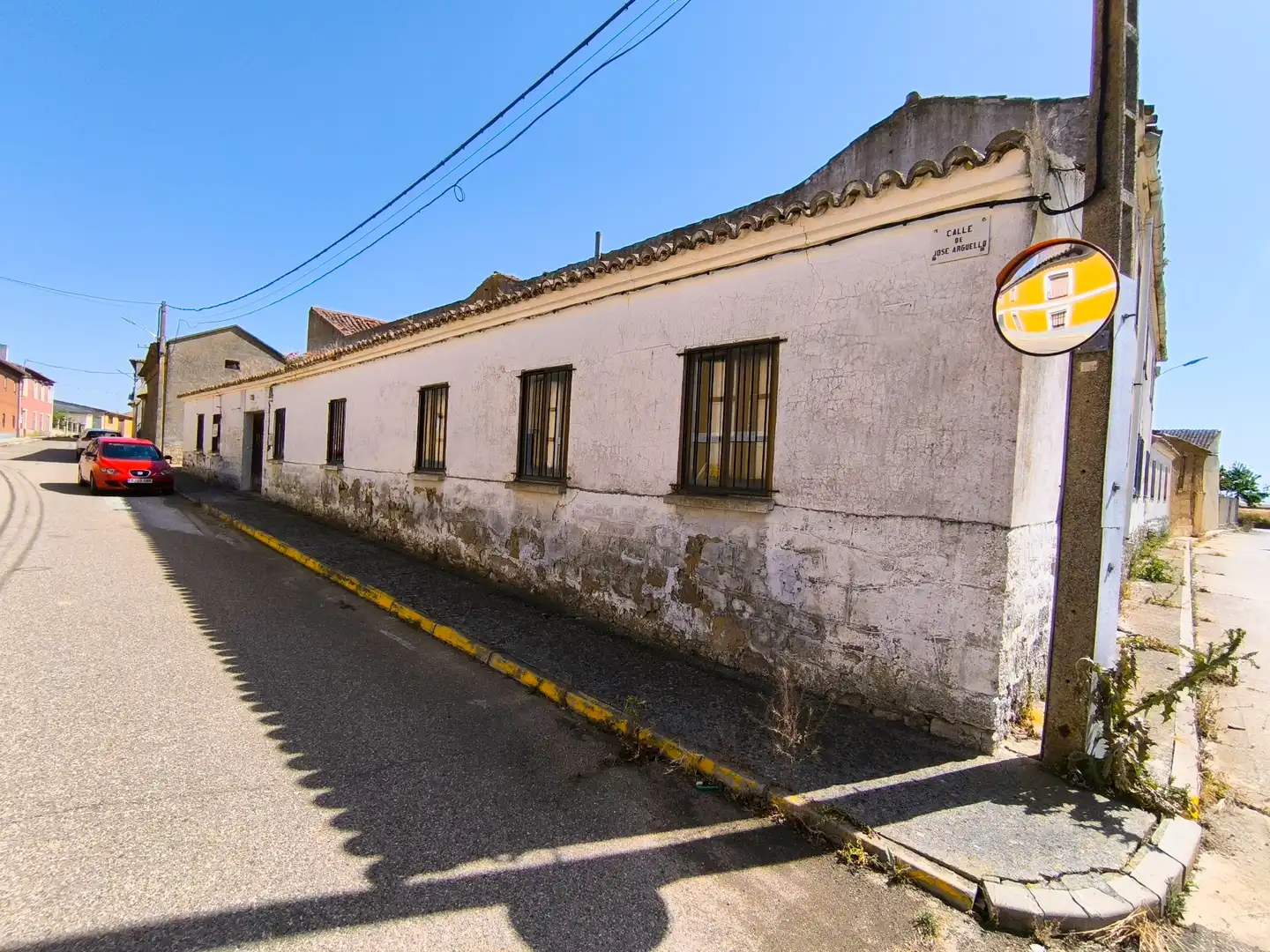 Vista exterior de Casa o xalet en venda en Meneses de Campos amb Jardí privat i Traster