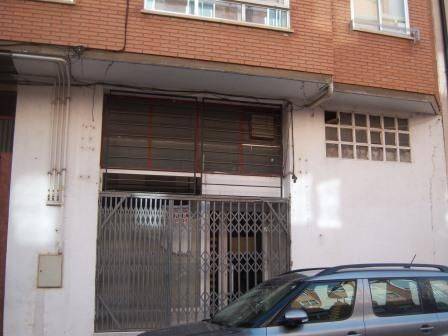 Local comercial en Alquiler en Calle Chancilleres, 2-6 en Santa Bárbara