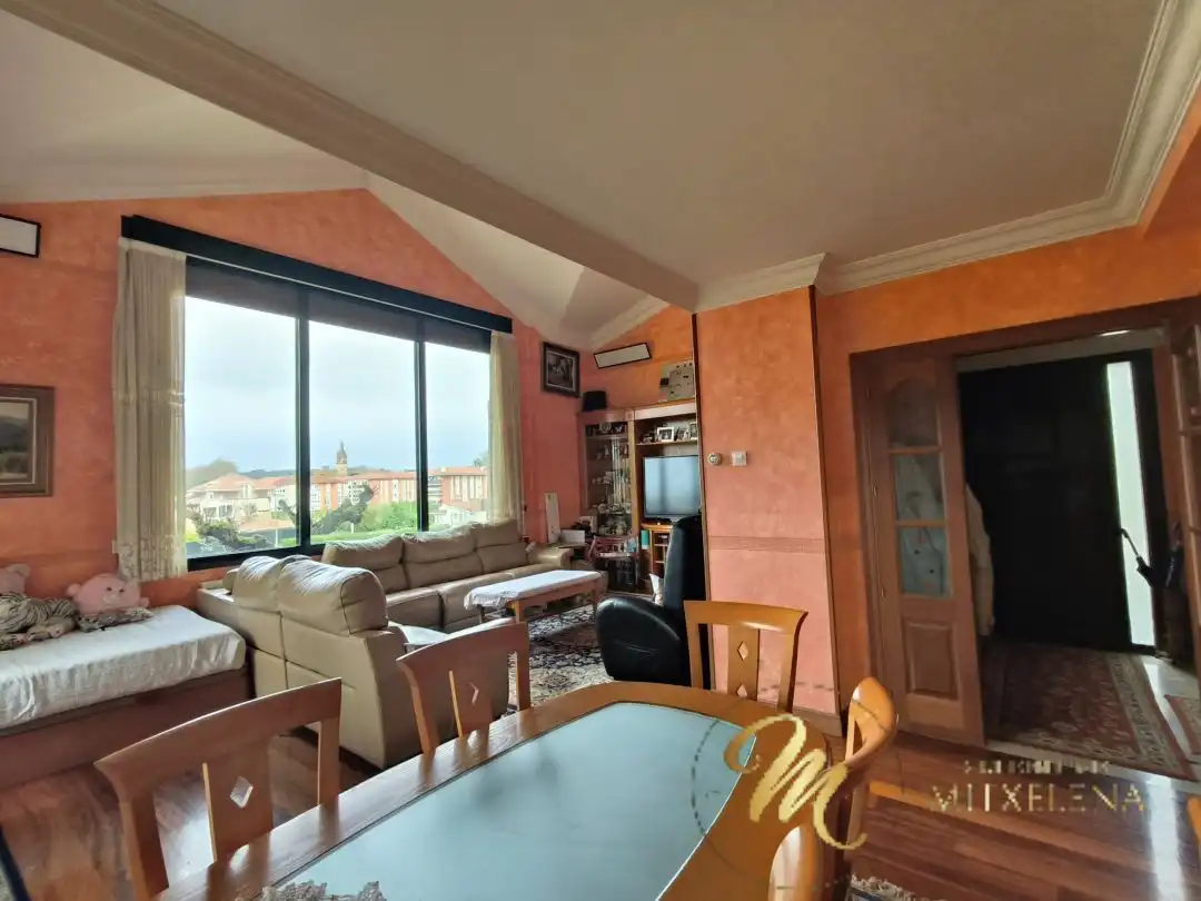 Sala de estar de Casa o chalet en venta en Berango con Calefacción, Terraza y Trastero