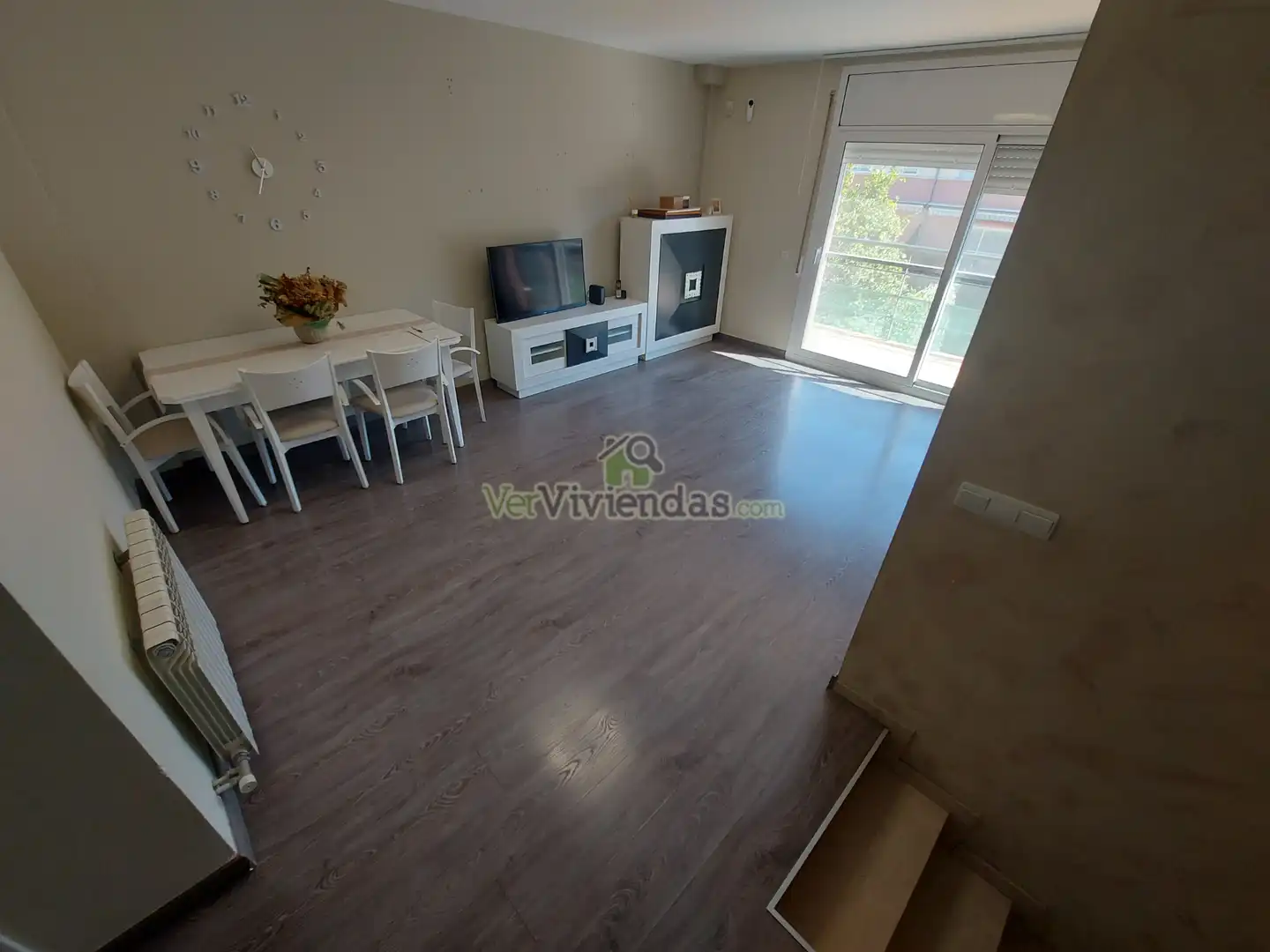 Sala de estar de Casa adosada en venta en Martorell con Aire acondicionado, Calefacción y Jardín privado