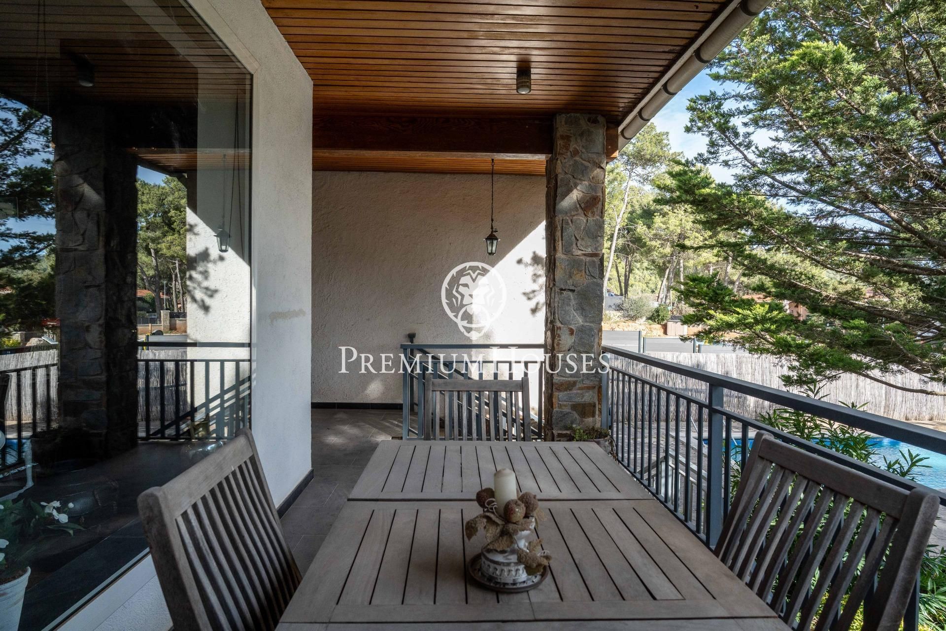 Terrassa de Casa o xalet en venda en Begues amb Aire condicionat, Calefacció i Jardí privat