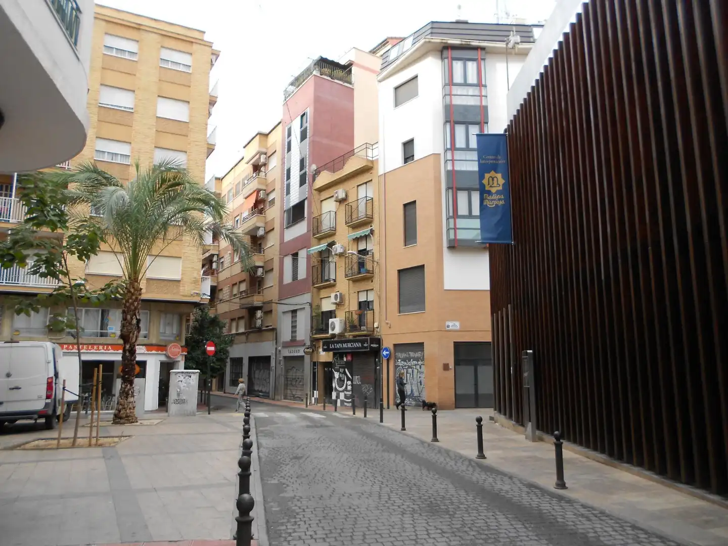 Vista exterior de Local en venta en Murcia