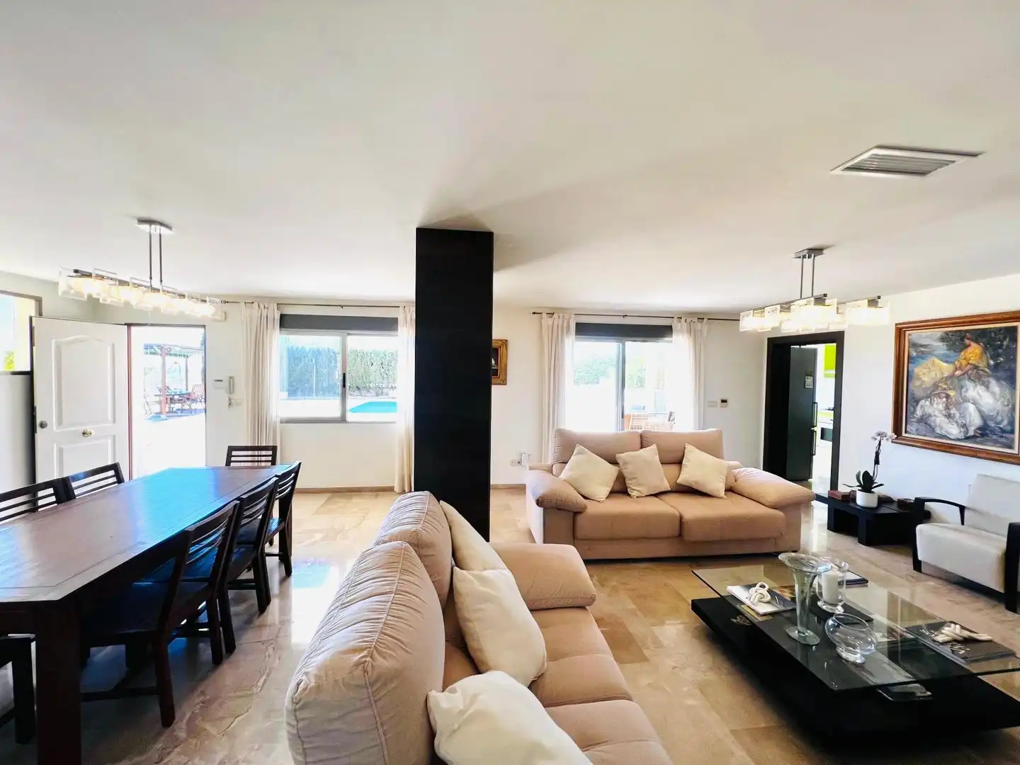 Sala d'estar de Casa o xalet en venda en Elche / Elx amb Aire condicionat, Calefacció i Jardí privat