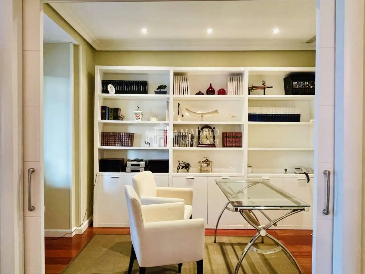 Wohnzimmer von Wohnung zur Miete in Madrid mit Klimaanlage, Heizung und Parkett