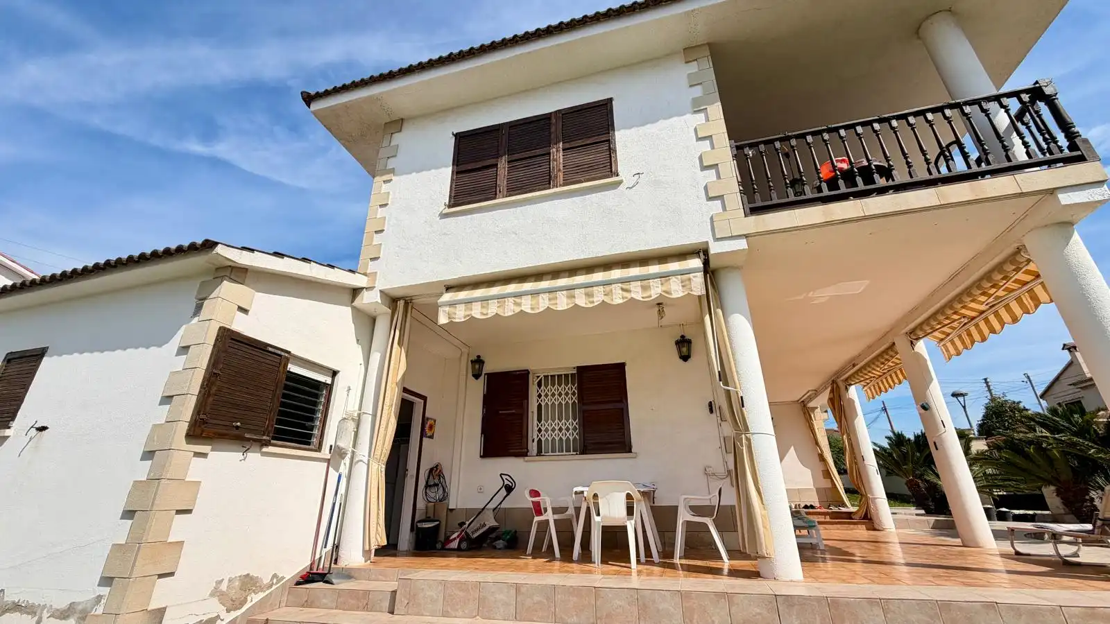 Vista exterior de Casa o chalet en venta en Cunit con Amueblado y Horno